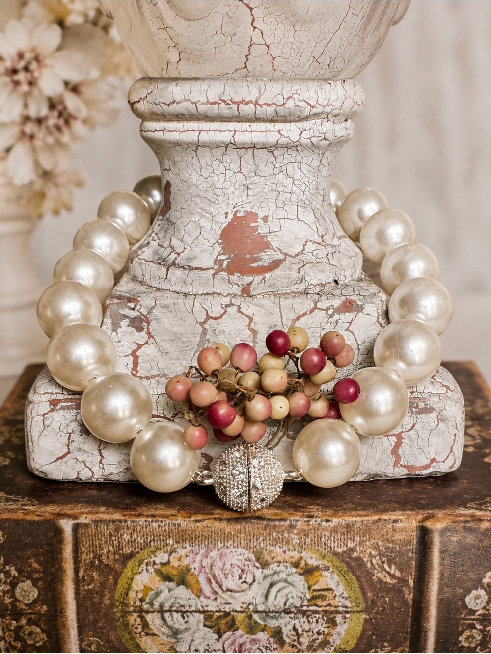 Statement Faux Pearl Choker Necklace Rhinestone Magnetic Clasp Chunky 12”